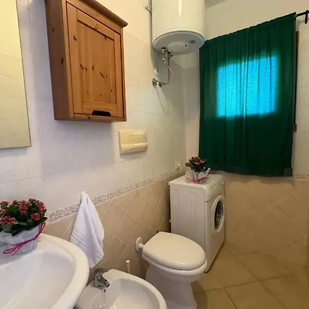 Affittasardegna-casa Girasole Apartment